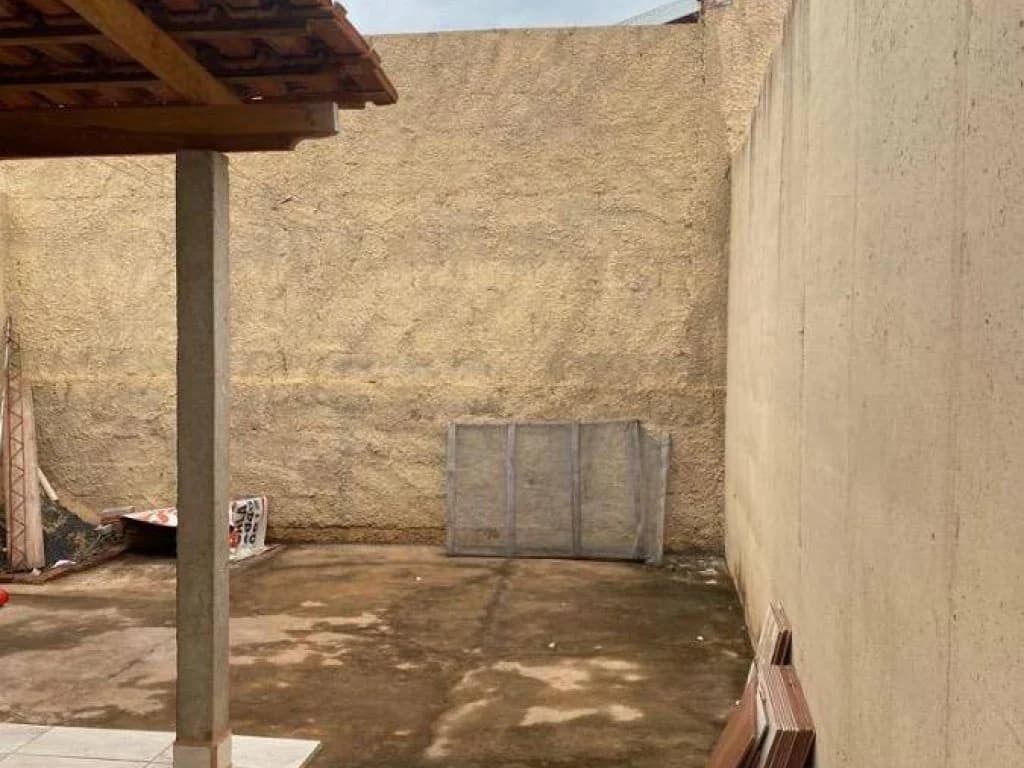Foto 33 de 37: Casa em leilão em Itumbiara - GO, bairro Jardim Europa — Casa em Condomínio 68 m² (01 vaga) - Jardim Europa - Itumbiara - GO