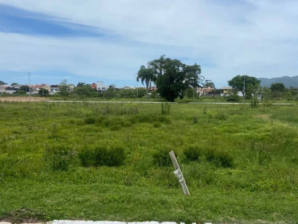 Foto 16 de 16: Terreno em leilão em Florianópolis - SC, bairro Pântano do Sul — Terreno em Condomínio 390 m² (Área A-11) - Pântano do Sul - Florianópolis - SC