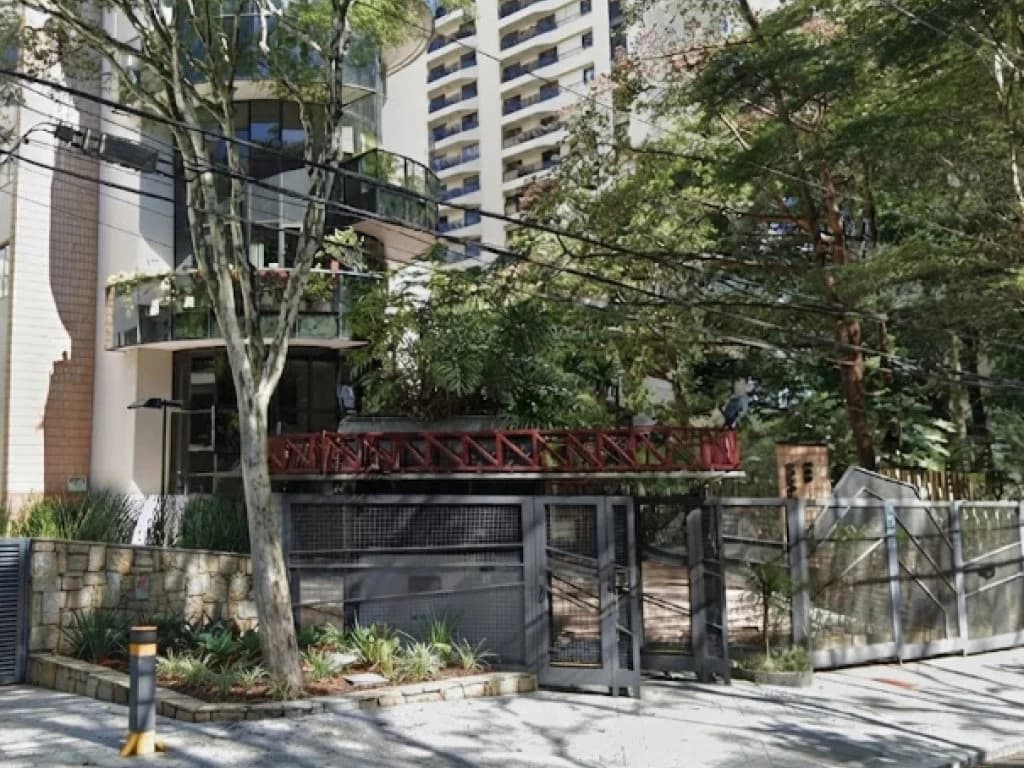 Foto 2 de 4: Apartamento em leilão em São Paulo - SP, bairro Jardim Paulista — Apartamento 276 m² (04 Vagas) - próx. ao Parque Ibirapuera - Vila Nova Conceição - São Paulo - SP