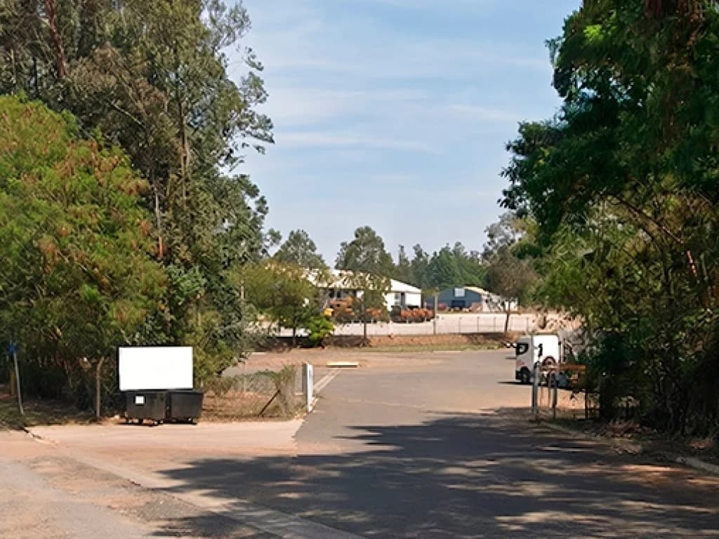 Foto 1 de 14: Terreno em leilão em Sorocaba - SP, bairro Aparecidinha — Área Industrial 202.796 m² - Aparecidinha - Sorocaba - SP - Leilão de Direitos