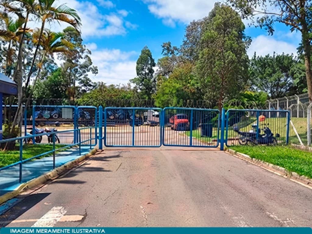 Foto 2 de 14: Terreno em leilão em Sorocaba - SP, bairro Aparecidinha — Área Industrial 202.796 m² - Aparecidinha - Sorocaba - SP - Leilão de Direitos