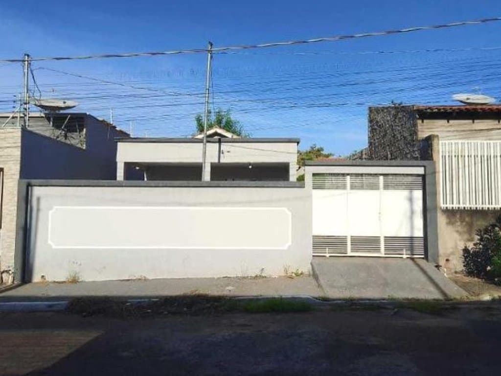 Casa em leilão em Cuiabá - MT, bairro Três Barras — Casa 47 m² - Cuiabá-MT - Rua R1 - Lt. 07 da Qd. QR-46 - Três Barras