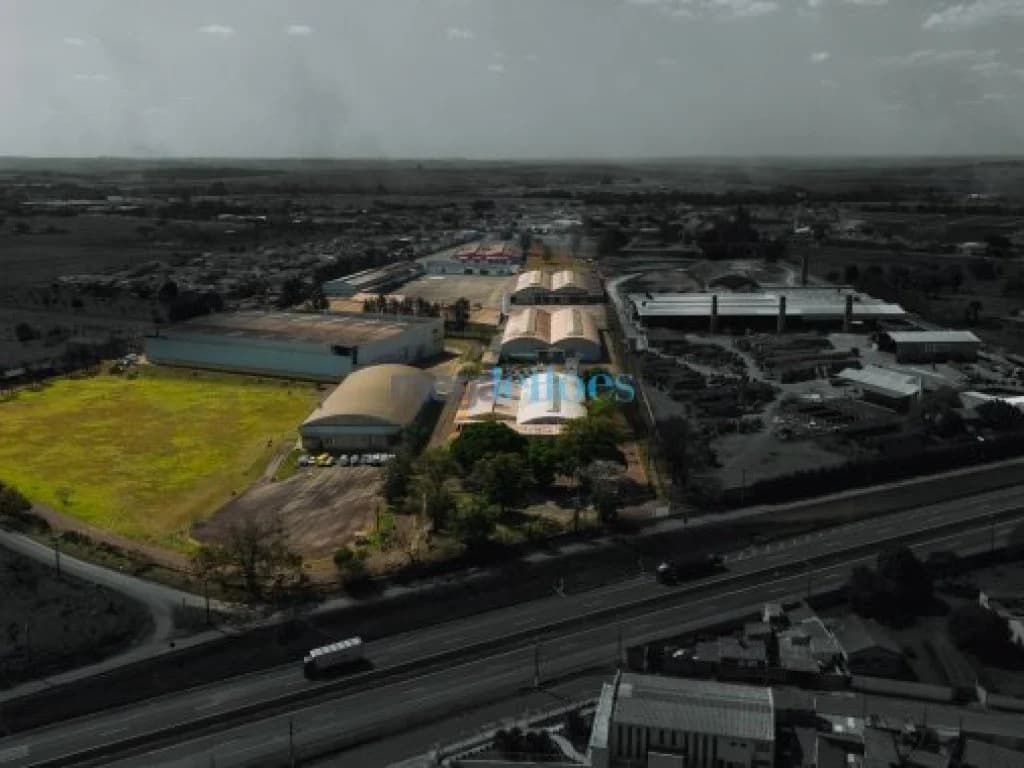 Foto 9 de 47: Imóvel em leilão em Tatuí - SP, bairro Jardim Aeroporto — Falência de Rontan: Complexo Industrial - Áreas - Máquinas e Equipamentos - Veículos - Outros bens