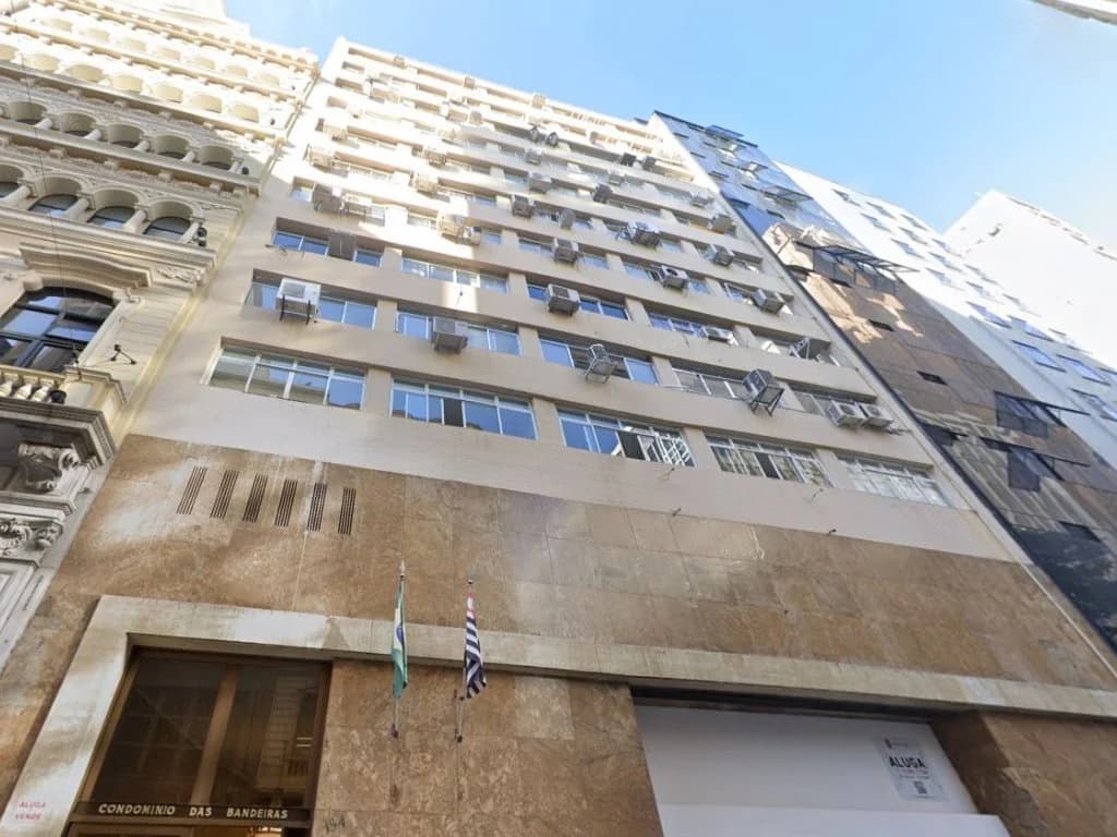 Foto 1 de 21: Comercial em leilão em São Paulo - SP, bairro Centro — Conjunto Comercial 94 m² (Unid. 1.402 do Condomínio das Bandeiras) - Centro - São Paulo - SP