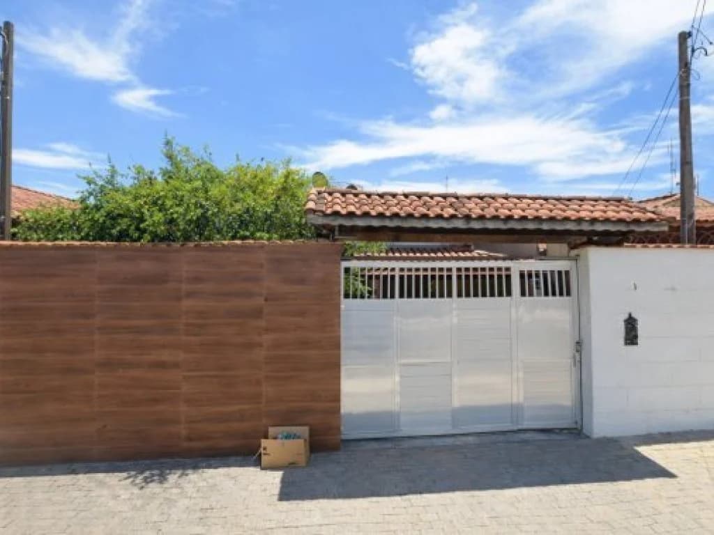 Foto 2 de 2: Casa em leilão em Guaratinguetá - SP — Casa 61 m² - Residencial Village Santana - Guaratinguetá - SP