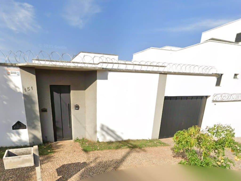Foto 2 de 2: Casa em leilão em Uberlândia - MG, bairro Cidade Jardim — Casa 162 m² - Cidade Jardim - Uberlândia - MG