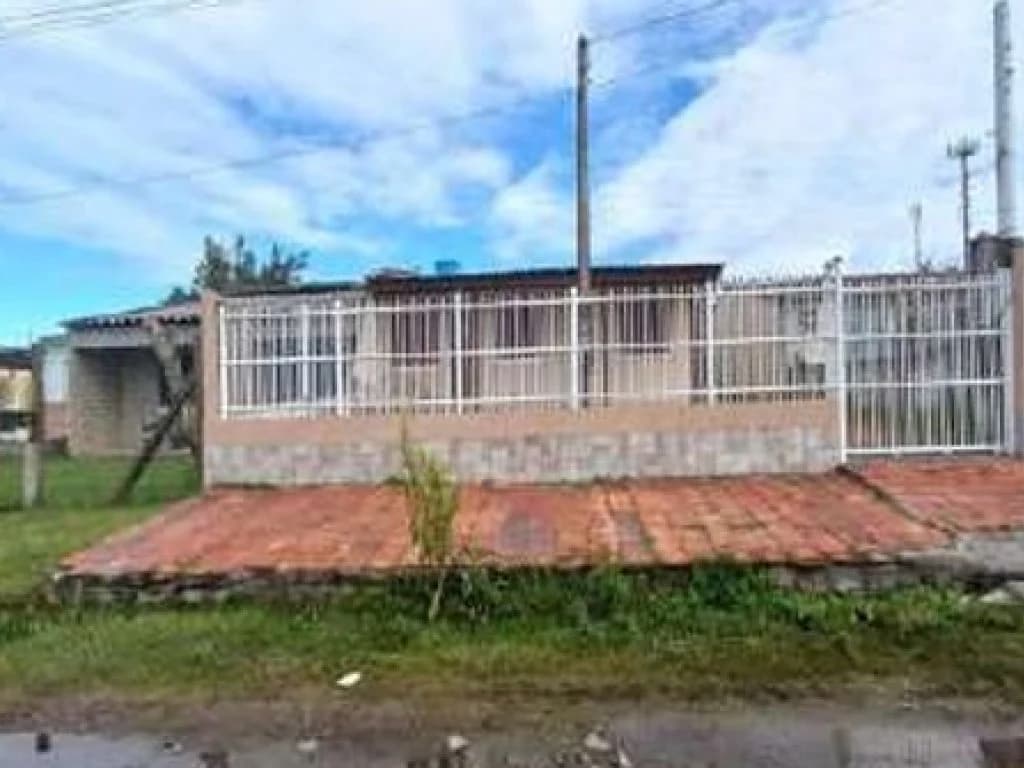Foto 2 de 2: Casa em leilão em Palmares Do Sul - RS, bairro Balneário de Quintão — Casa 57 m² - Balneário de Quintão - Palmares do Sul - RS