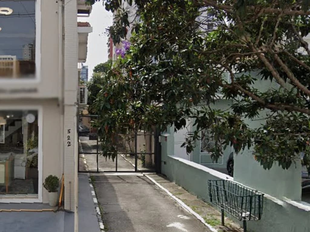 Foto 1 de 6: Casa em leilão em São Paulo - SP, bairro Vila Olímpia — Casa 100 m² (próx. à Av. Brigadeiro Faria Lima) - Vila Olímpia - São Paulo - SP