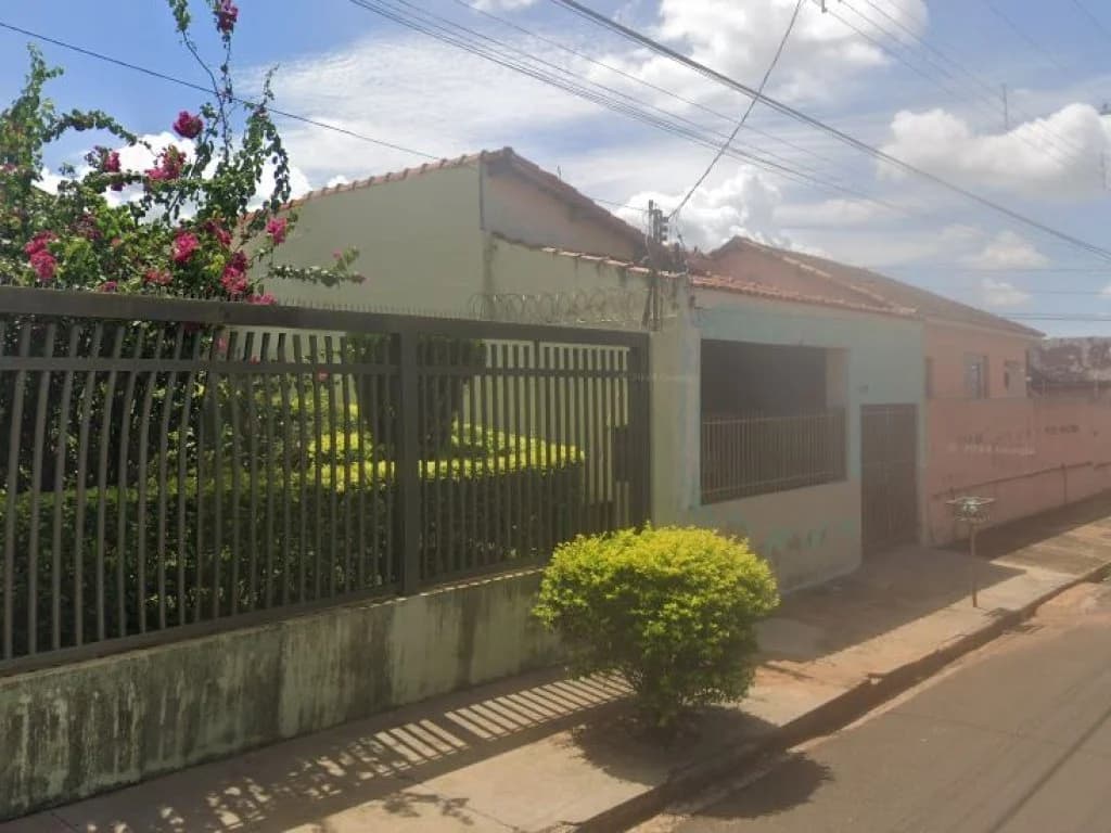Foto 4 de 4: Casa em leilão em Ibitinga - SP, bairro Centro — Casa 88 m² - Centro - Ibitinga - SP