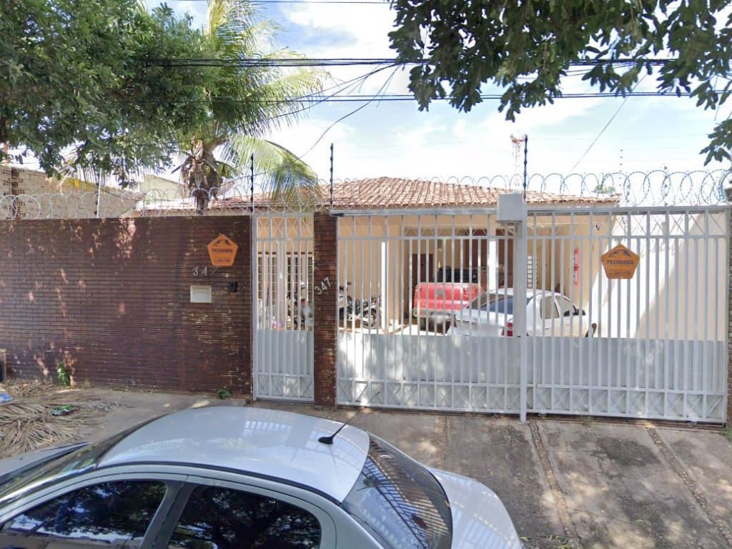 Foto 1 de 4: Casa em leilão em Cuiabá - MT, bairro Jardim Cuiabá — Casa 204 m² - Jardim Cuiabá - Cuiabá - MT