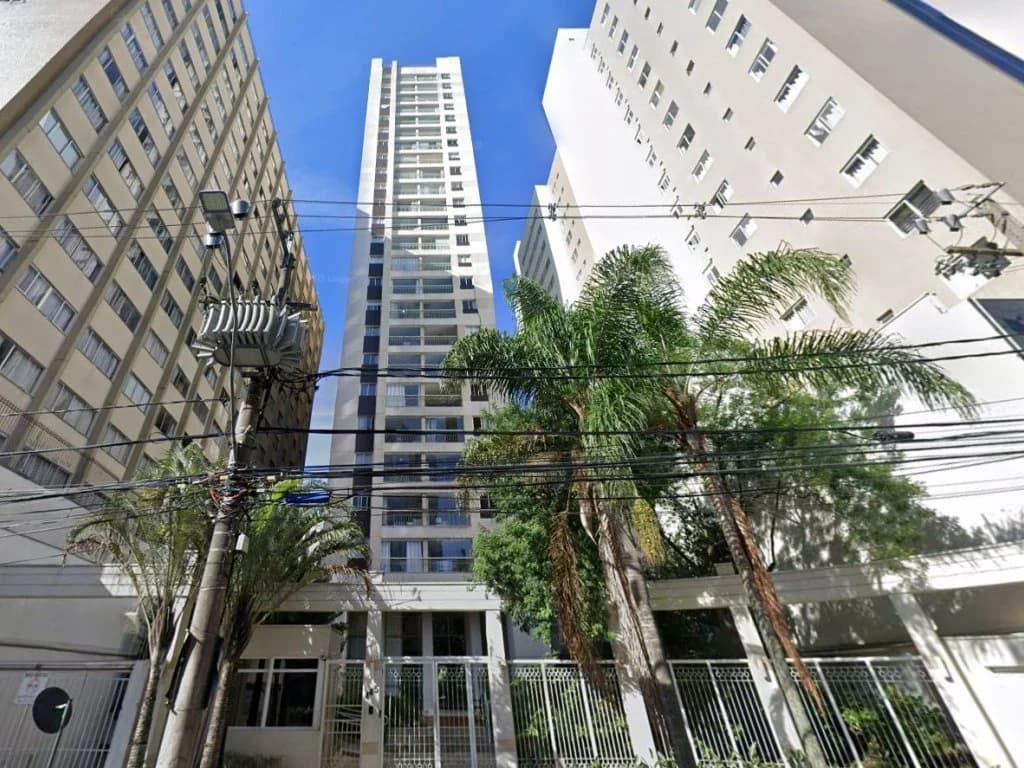 Foto 1 de 4: Apartamento em leilão em Curitiba - PR, bairro Centro — Direitos sobre Apartamento 70 m² (02 vagas) - Centro - Curitiba - PR