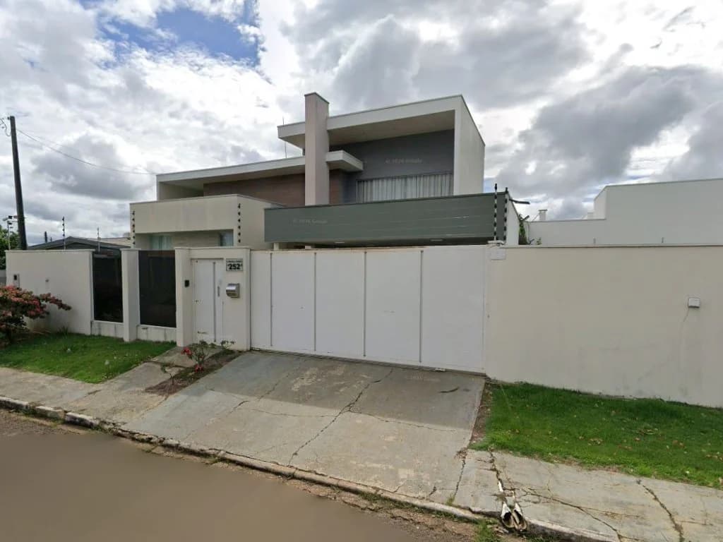 Foto 2 de 2: Casa em leilão em Vilhena - RO, bairro Quinto Bec — Casa 166 m² - Vilhena-RO - Rua Wilson Rodrigues Zonoecê, 252 - Quinto Bec