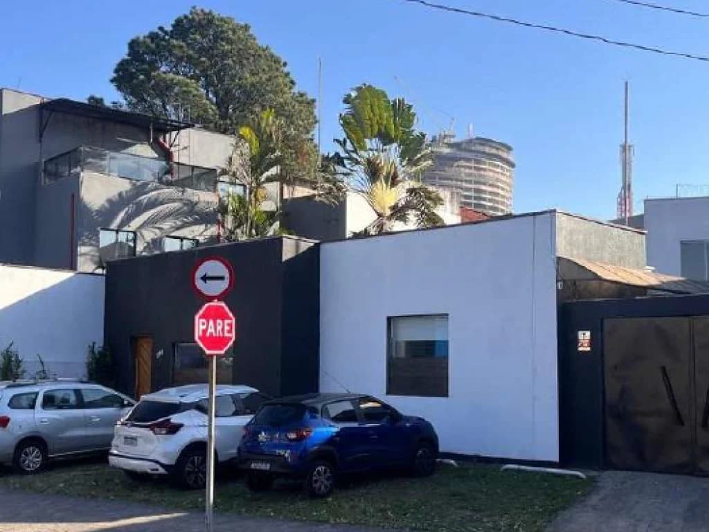 Foto 1 de 2: Casa em leilão em São Paulo - SP, bairro Sumaré — Casa 107 m² (área construída) - Sumaré - São Paulo - SP