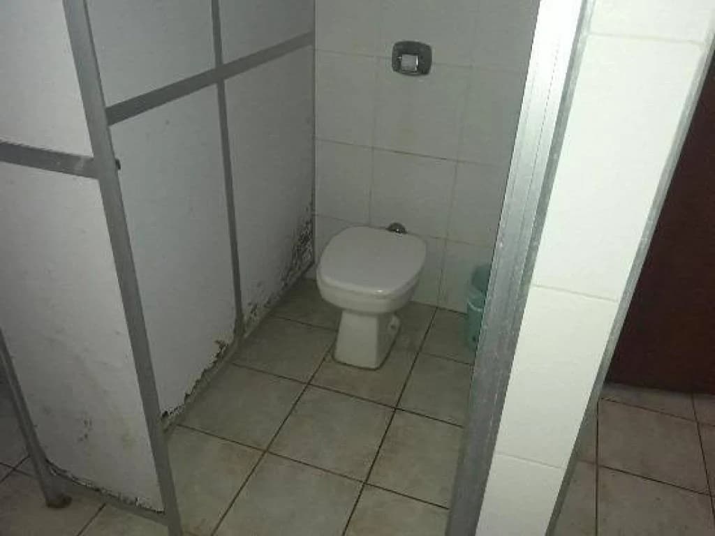 Foto 10 de 16: Comercial em leilão em Votuporanga - SP, bairro Santa Eliza — Prédio Comercial 540 m² - Santa Eliza - Votuporanga - SP