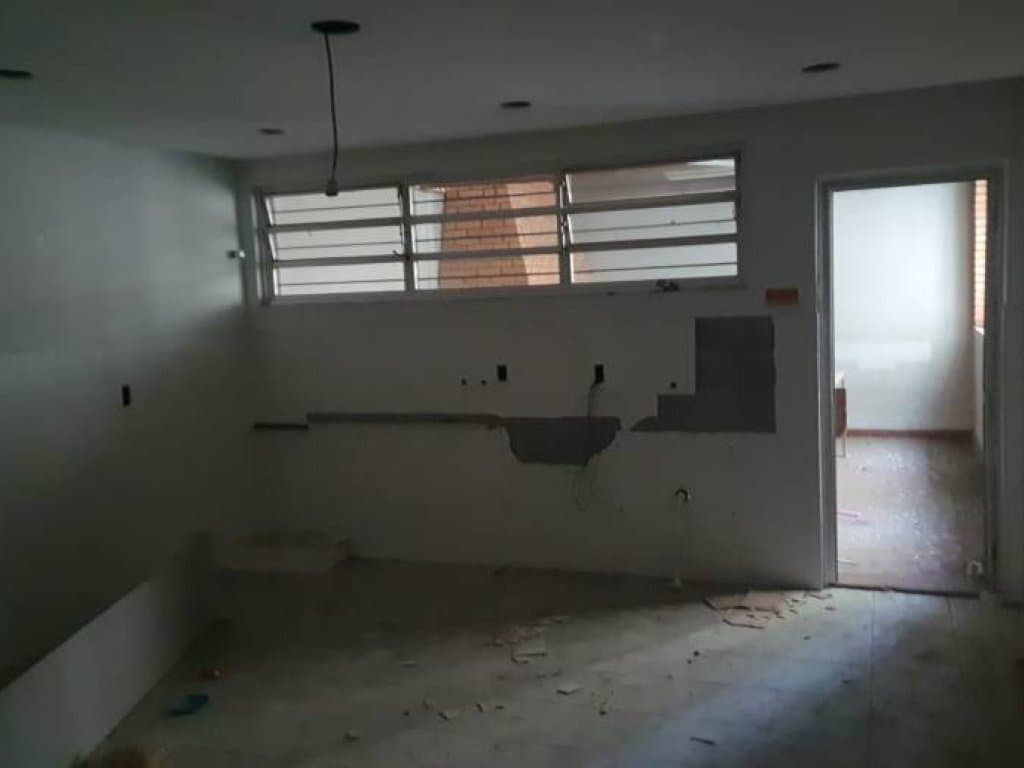 Foto 52 de 56: Comercial em leilão em Porto Alegre - RS, bairro Centro Histórico — Ex-Agência 2.700 m² - Centro Histórico - Porto Alegre - RS
