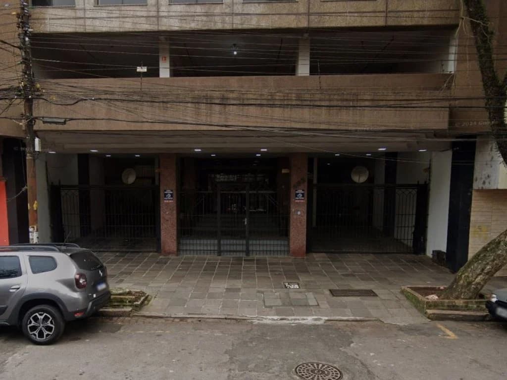 Foto 2 de 4: Comercial em leilão em Porto Alegre - RS, bairro Cidade Baixa — Direitos sobre Sala Comercial 64 m² e Box 12 m² (Unid. 19 do Edifício Paladium) - Cidade Baixa - Porto Alegre - RS