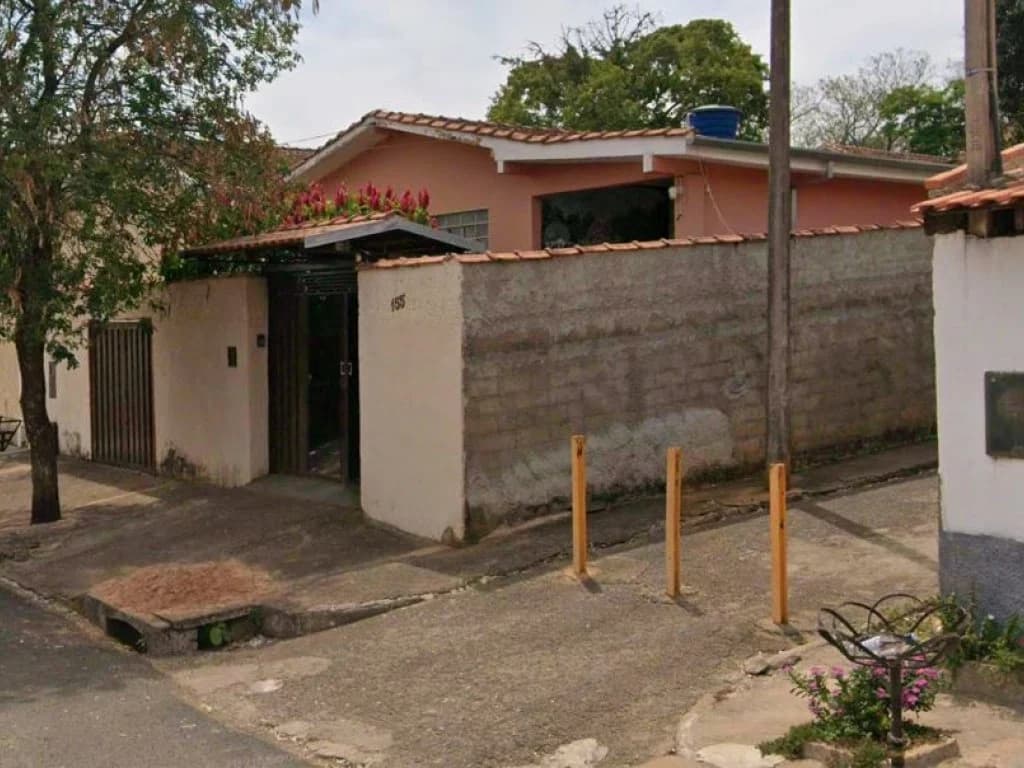 Foto 3 de 3: Casa em leilão em Mococa - SP, bairro Igaraí — Nua Propriedade da Parte Ideal (20%) sobre Casa 132 m² - Igaraí - Mococa - SP