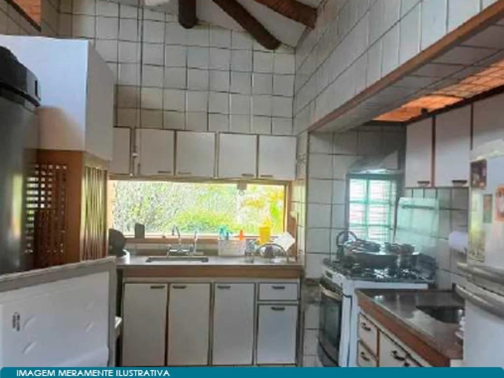 Foto 15 de 25: Terreno em leilão em São Roque - SP, bairro Carmo — Direitos sobre Chácara (com Casa e Lazer) em Área de 15.853 m² - Patrimônio do Carmo - São Roque - SP
