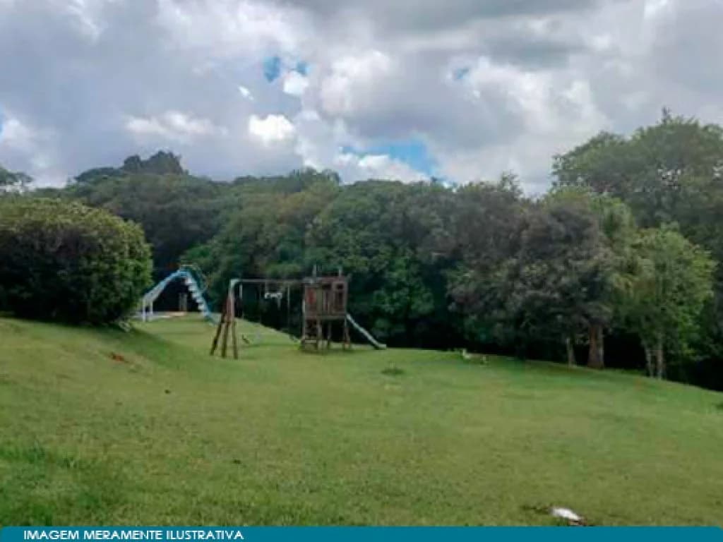 Foto 8 de 25: Terreno em leilão em São Roque - SP, bairro Carmo — Direitos sobre Chácara (com Casa e Lazer) em Área de 15.853 m² - Patrimônio do Carmo - São Roque - SP