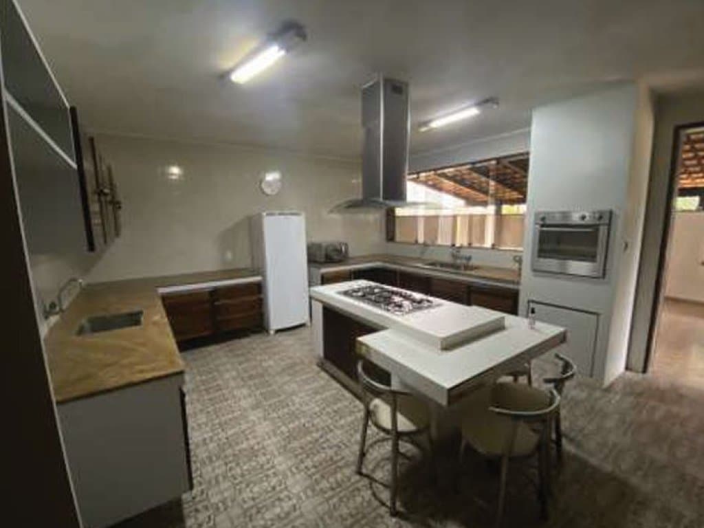 Foto 12 de 30: Casa em leilão em Blumenau - SC, bairro Itoupava Seca — Casa de Alto Padrão com 740 m² (área construída) e 7.106 m² (terreno) - Itoupava Seca - Blumenau - SC