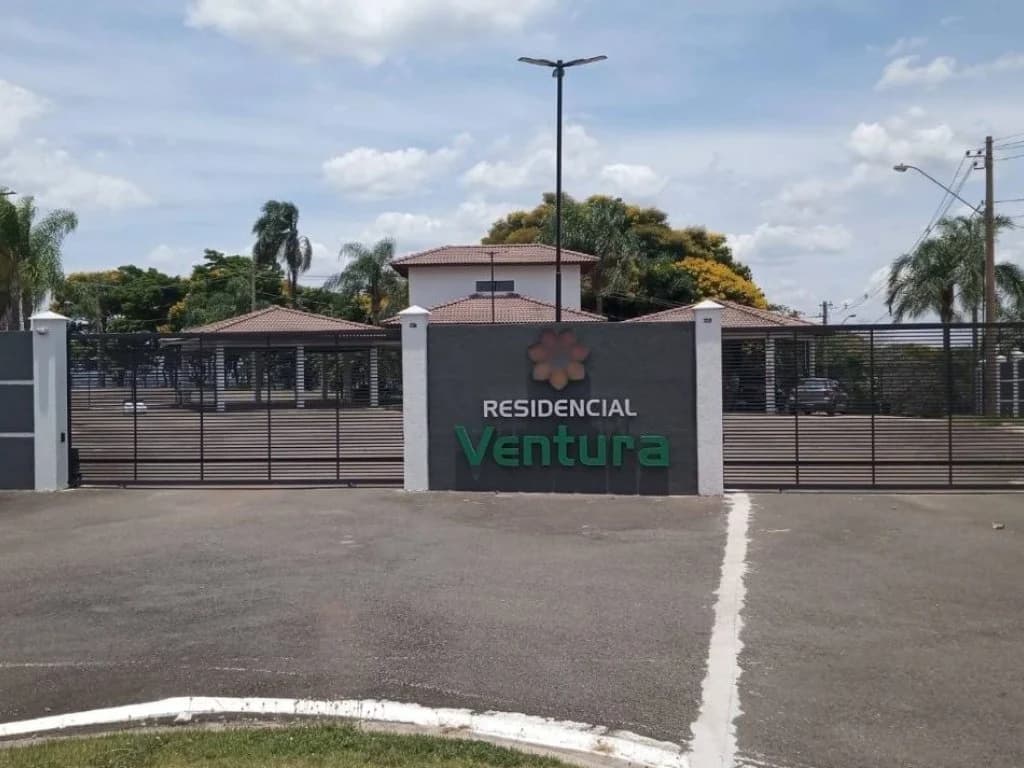 Foto 1 de 5: Terreno em leilão em Itatiba - SP — Terreno em Condomínio com 1.007 m² (Lt. 13 da Qd 06) - Residencial Ventura - Itatiba - SP