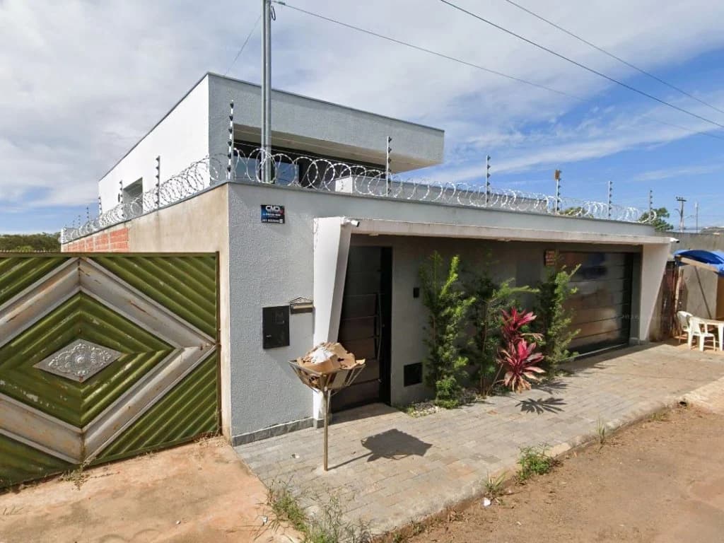 Foto 2 de 3: Casa em leilão em Anápolis - GO, bairro Parque Brasília 2ª Etapa — Casa 183 m² - Parque Brasília - Anápolis - GO