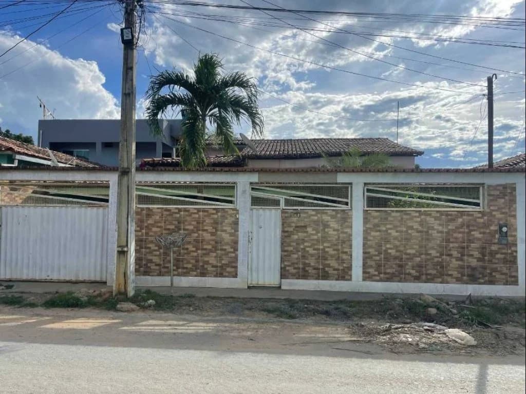 Foto 3 de 3: Casa em leilão em Santa Maria Da Vitória - BA, bairro Parque de Exposição — Casa 187 m² - Parque de Exposição - Santa Maria da Vitória - BA
