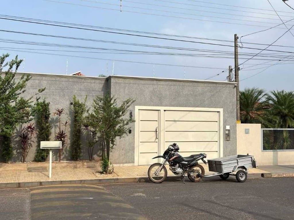 Foto 5 de 11: Casa em leilão em Macaubal - SP, bairro Centro — Casa 216 m² - Centro - Macaubal - SP