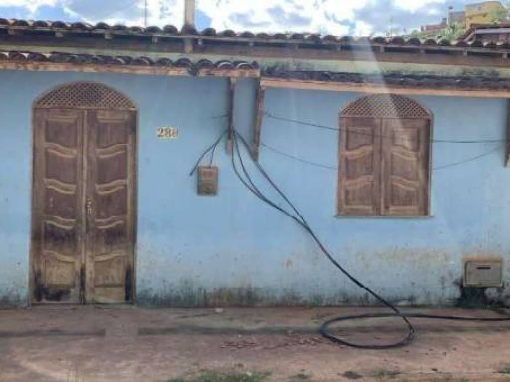 Foto 1 de 8: Casa em leilão em Teolândia - BA, bairro Jose Teles de Menezes — Casa 43 m² - Jose Teles de Menezes - Teolândia - BA