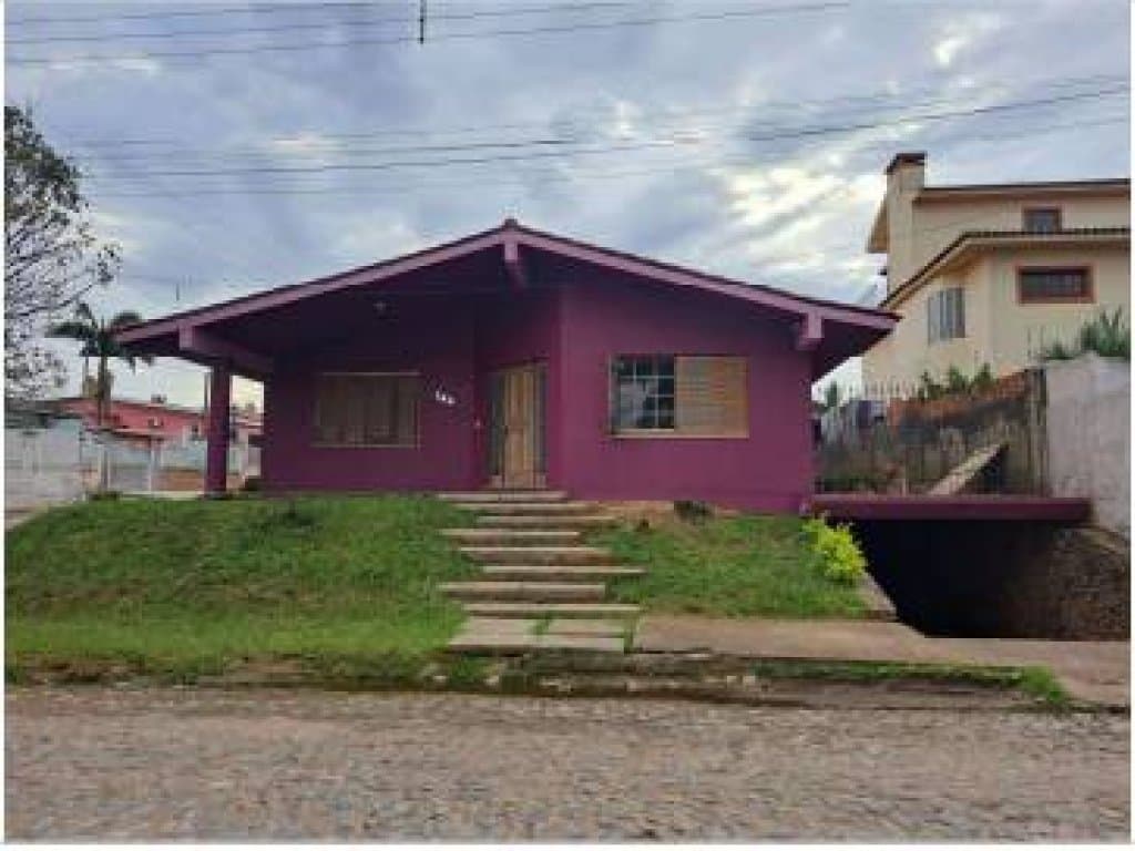 Foto 1 de 13: Casa em leilão em São Gabriel - RS, bairro Jardim das Hortênsias — Casa 199 m² - Jardim das Hortências - São Gabriel - RS