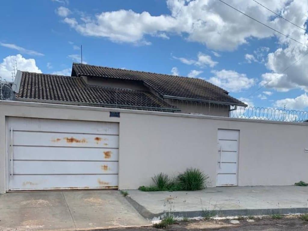 Foto 1 de 32: Casa em leilão em Caxias - MA, bairro Trezidela — Casa 130 m² - Trezidela - Caxias - MA
