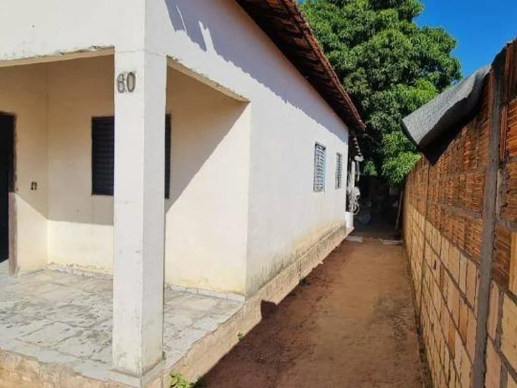 Foto 29 de 31: Casa em leilão em Urucuia - MG, bairro Rutilante — Casa 91 m² - Rutilante - Urucuia - MG