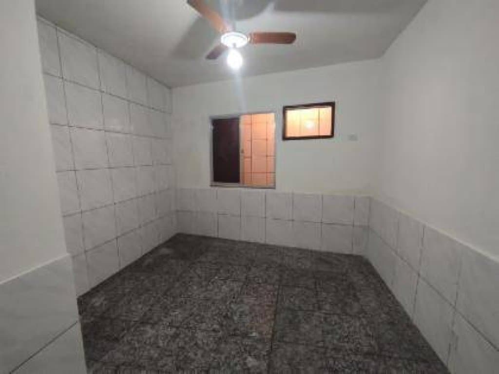 Foto 6 de 10: Casa em leilão em Nilópolis - RJ, bairro Nossa Senhora de Fatima — Casa 103 m² - Nossa Senhora de Fatima - Nilópolis - RJ