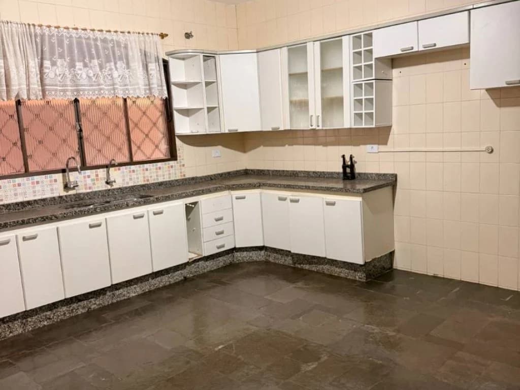 Foto 47 de 55: Casa em leilão em Faxinal - PR, bairro Centro — Casa 350 m² - Centro - Faxinal - PR