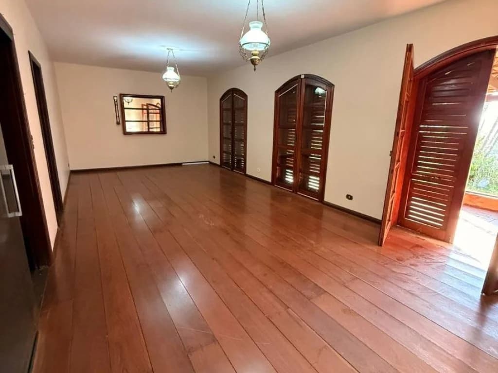Foto 54 de 55: Casa em leilão em Faxinal - PR, bairro Centro — Casa 350 m² - Centro - Faxinal - PR