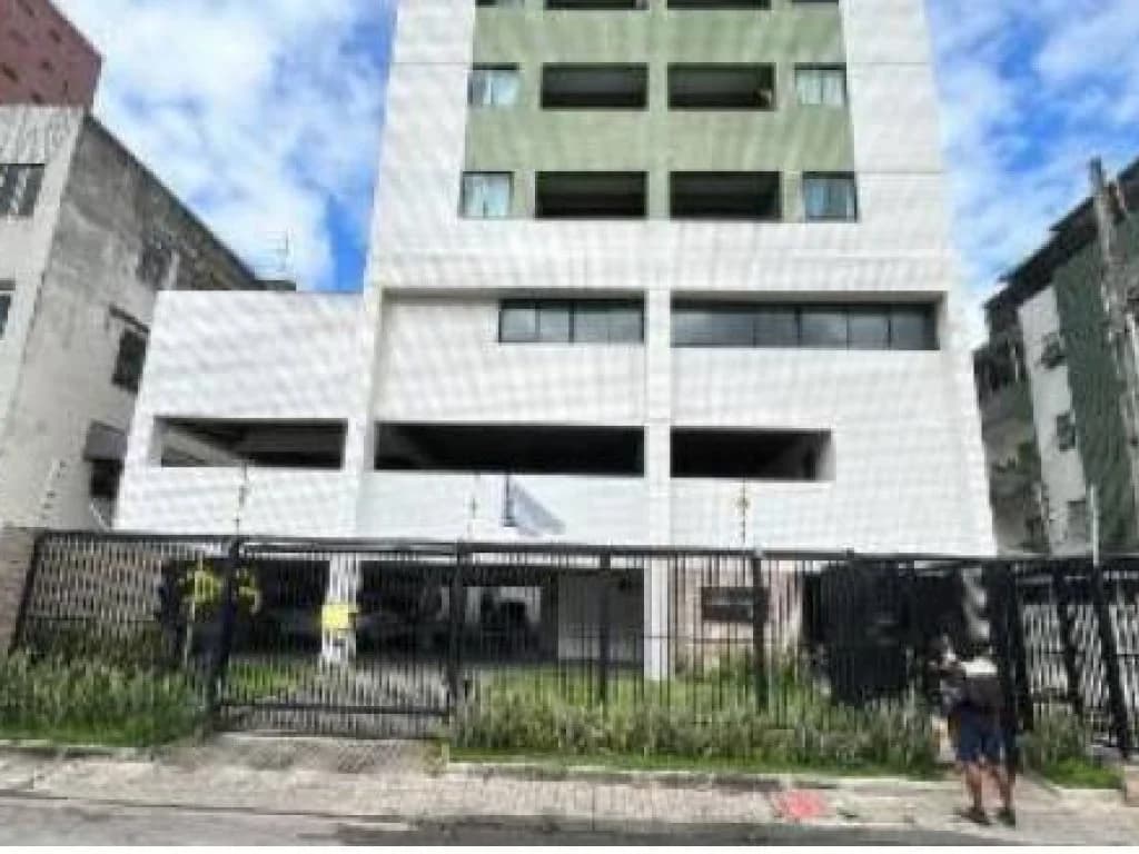 Foto 3 de 7: Apartamento em leilão em Jaboatão Dos Guararapes - PE, bairro Piedade — Apartamento 52 m² (01 vaga) - Piedade - Jaboatão dos Guararapes - PE