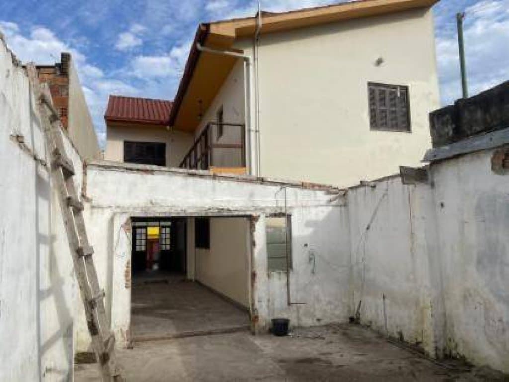 Foto 7 de 15: Casa em leilão em Pelotas - RS, bairro Fragata — Casa 241 m² - Fragata - Pelotas - RS