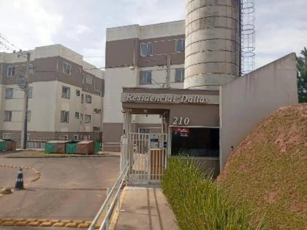 Foto 1 de 16: Apartamento em leilão em Campo Largo - PR, bairro Jardim Iruama — Apartamento, Padrão, 1 Vaga(S) de Garagem