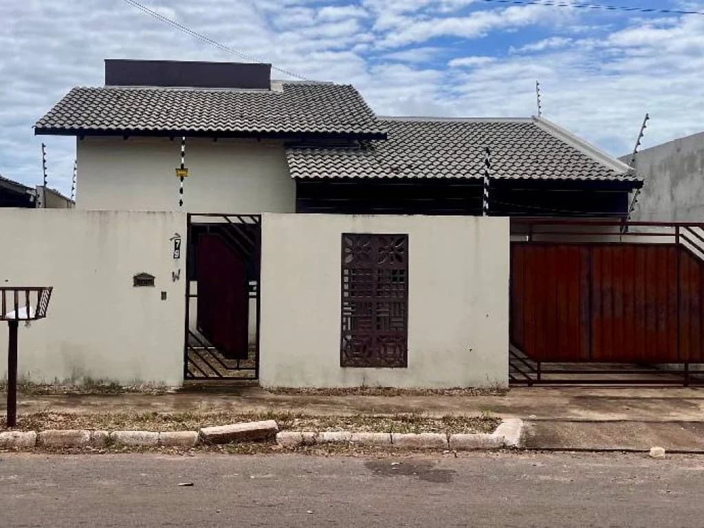 Foto 1 de 21: Casa em leilão em Nova Mutum - MT, bairro Jardim Primavera Iii — Casa, Padrão, 0 Vaga(S) de Garagem