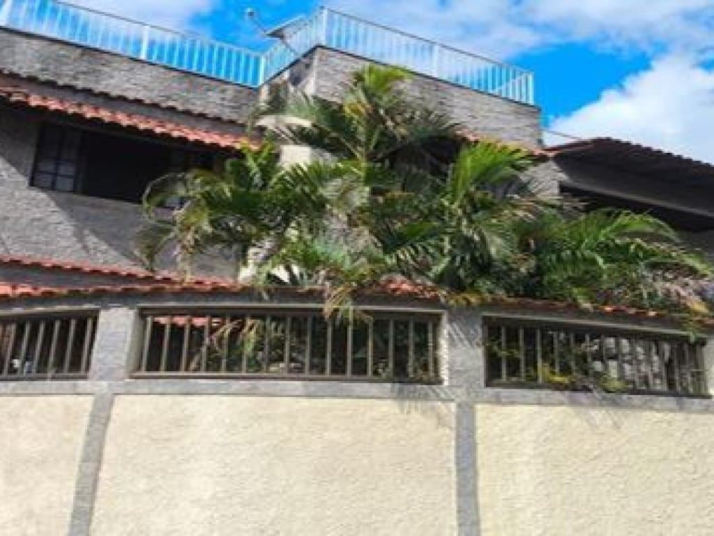 Apartamento em leilão em Rio De Janeiro - RJ, bairro Vaz Lobo — Apartamento 140 m² - Rio de Janeiro-RJ - Rua Bezerra de Menezes, 57 - Apto. 101 - Vaz Lobo