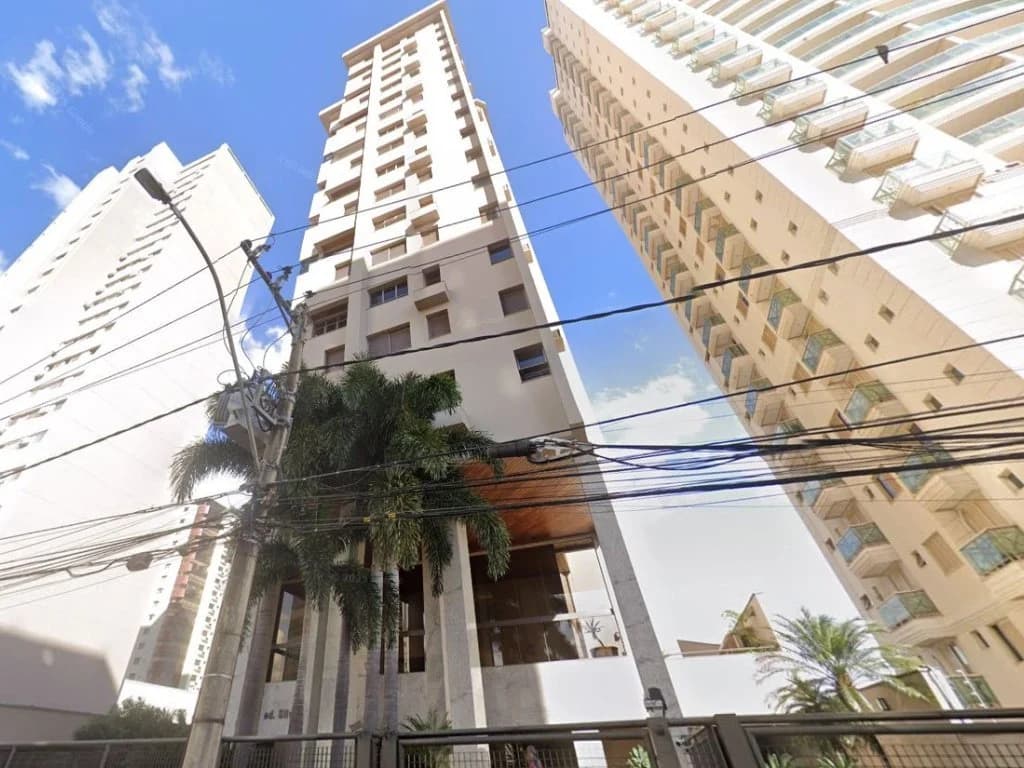 Foto 3 de 4: Apartamento em leilão em Uberlândia - MG, bairro Centro — Apartamento 271 m² (02 vagas) - Centro - Uberlândia - MG