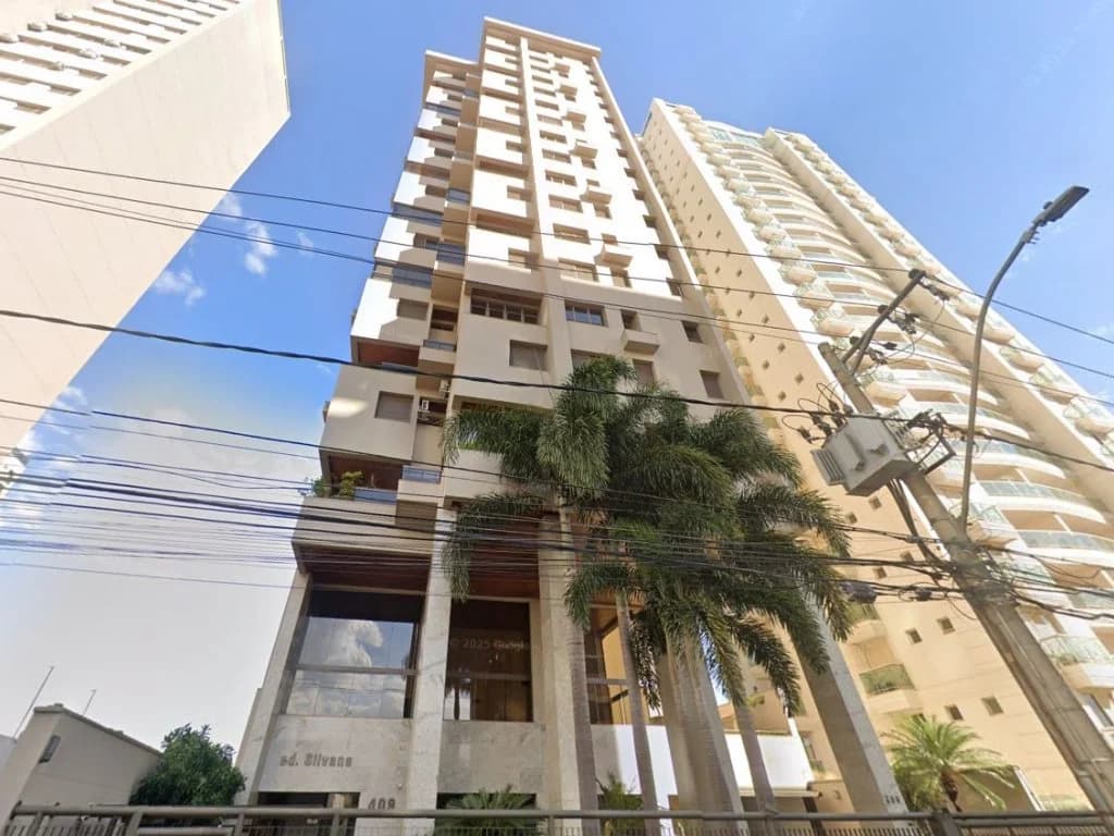 Foto 1 de 4: Apartamento em leilão em Uberlândia - MG, bairro Centro — Apartamento 271 m² (02 vagas) - Centro - Uberlândia - MG