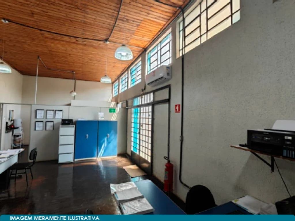 Foto 6 de 11: Comercial em leilão em Santa Cruz Do Rio Pardo - SP, bairro Vila Saul — Imóvel Comercial 560 m² - Vila Saul - Santa Cruz do Rio Pardo - SP