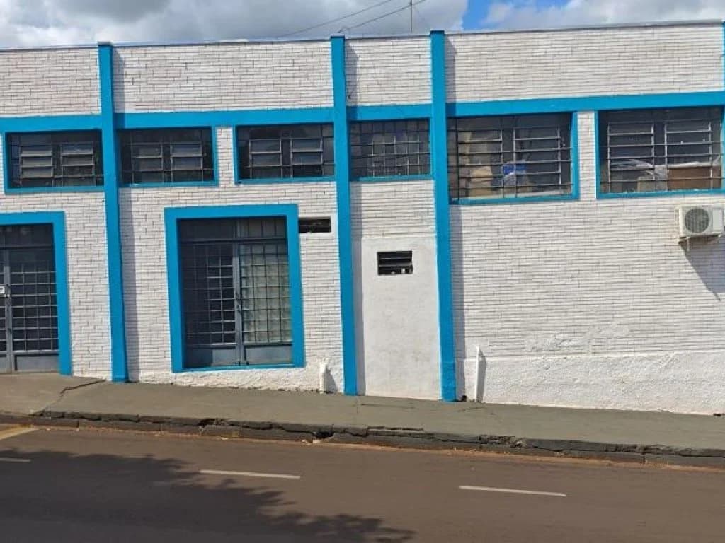Foto 2 de 11: Comercial em leilão em Santa Cruz Do Rio Pardo - SP, bairro Vila Saul — Imóvel Comercial 560 m² - Vila Saul - Santa Cruz do Rio Pardo - SP