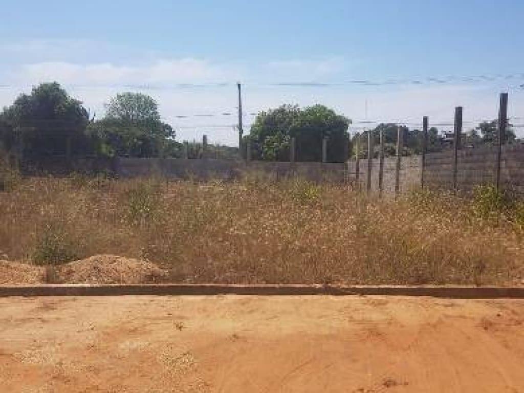 Foto 18 de 33: Casa em leilão em Colniza - MT, bairro Garça Ii — Casa em Condomínio 316 m² - Garça II - Colniza - MT