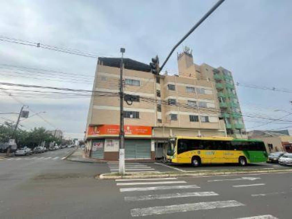 Foto 1 de 8: Apartamento em leilão em Londrina - PR, bairro Centro — Apartamento 67 m² (Unid. 312-C) - Centro - Londrina - PR