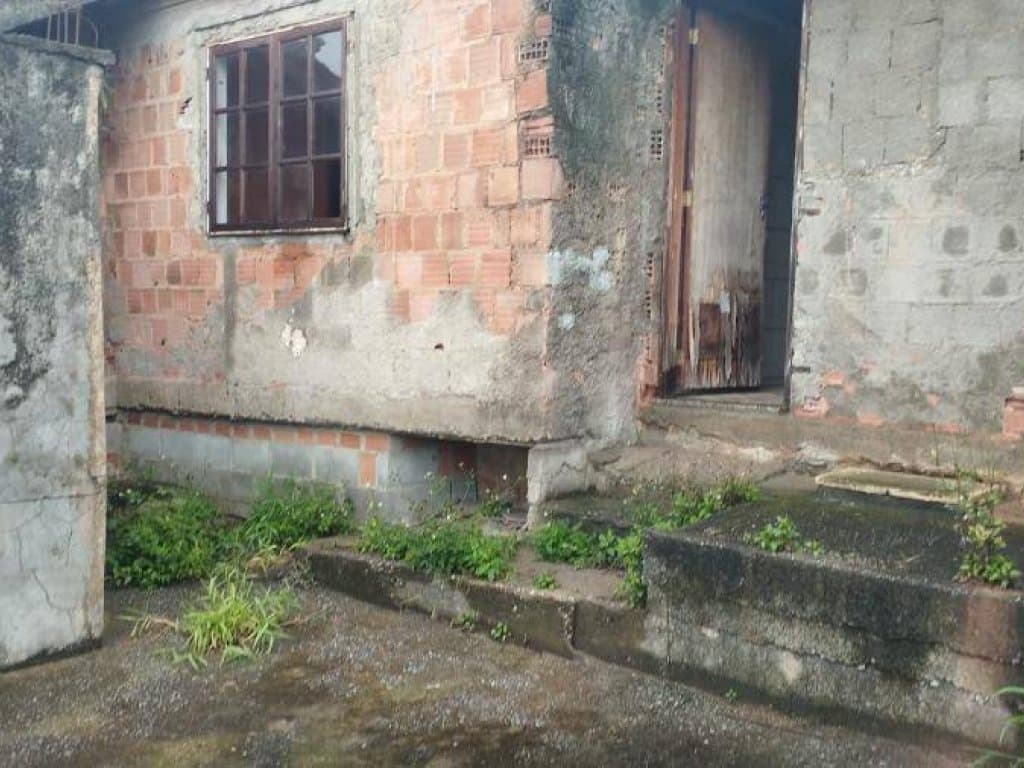 Foto 3 de 12: Casa em leilão em Teresópolis - RJ, bairro São Pedro — Casa 150 m² - São Pedro - Teresópolis - RJ