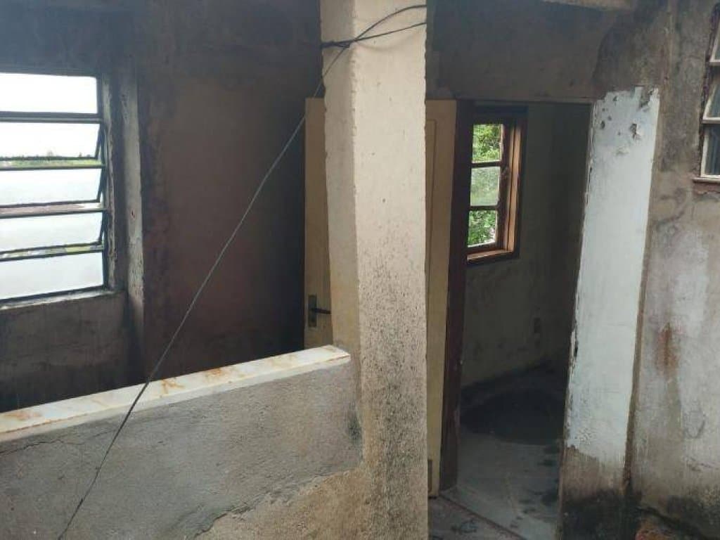 Foto 2 de 12: Casa em leilão em Teresópolis - RJ, bairro São Pedro — Casa 150 m² - São Pedro - Teresópolis - RJ