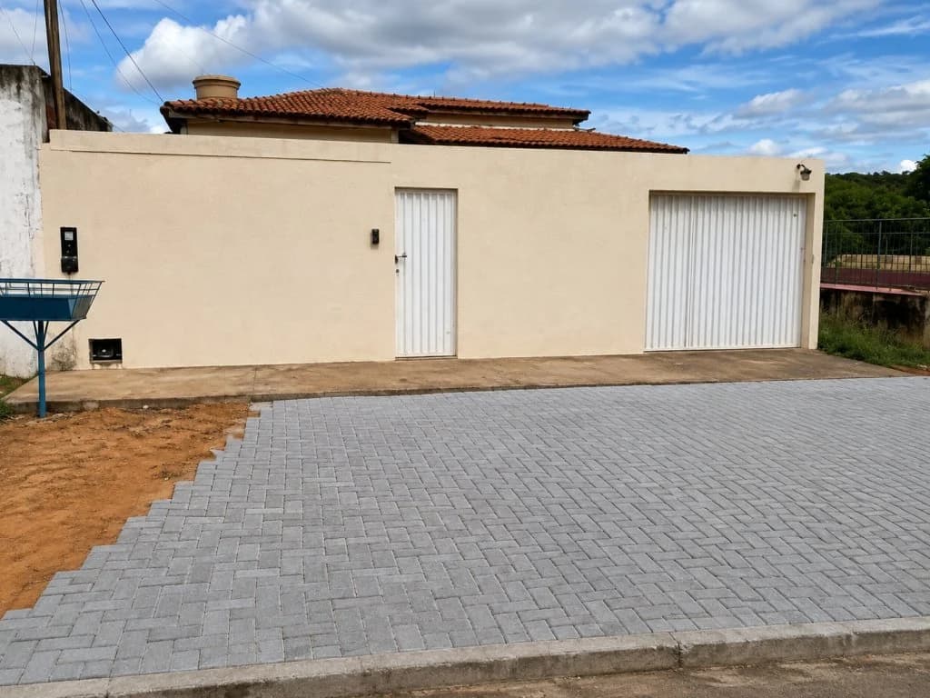 Casa em leilão em América Dourada - BA, bairro Centro — Casa 210 m² - Centro - América Dourada - BA