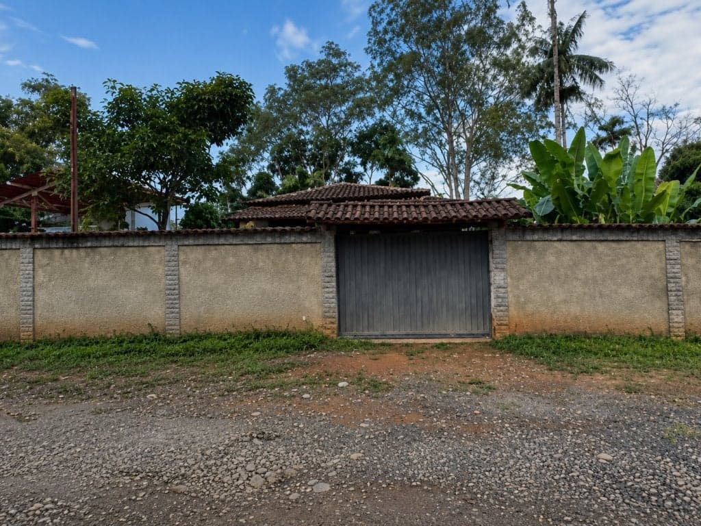 Foto 1 de 3: Casa em leilão em Itatiaia - RJ, bairro Cidade Jardim Itatiaia — Casa 216 m² - Cidade Jardim Itatiaia - Itatiaia - RJ